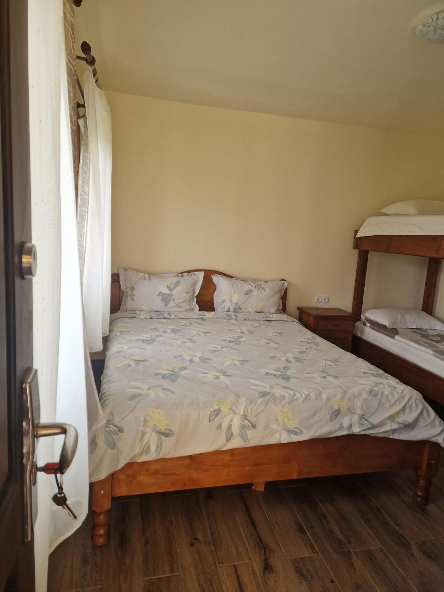 Casa Maya Săsciori Zewnętrze zdjęcie